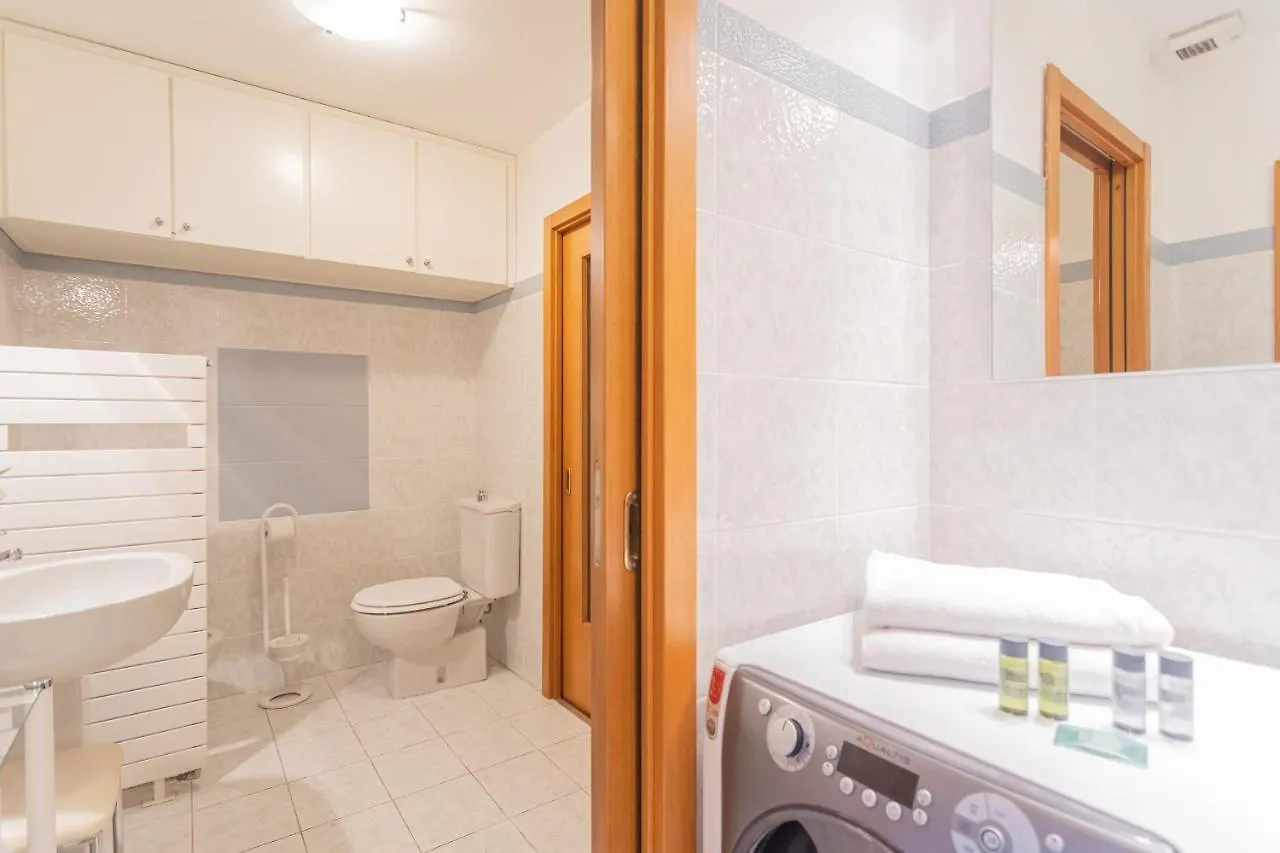 Volta Apartment By Rent All 科莫