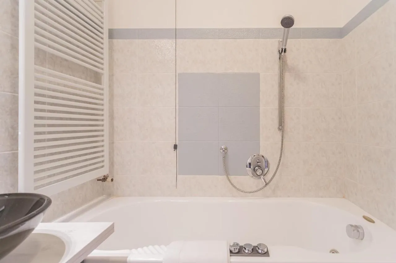 Volta Apartment By Rent All 科莫