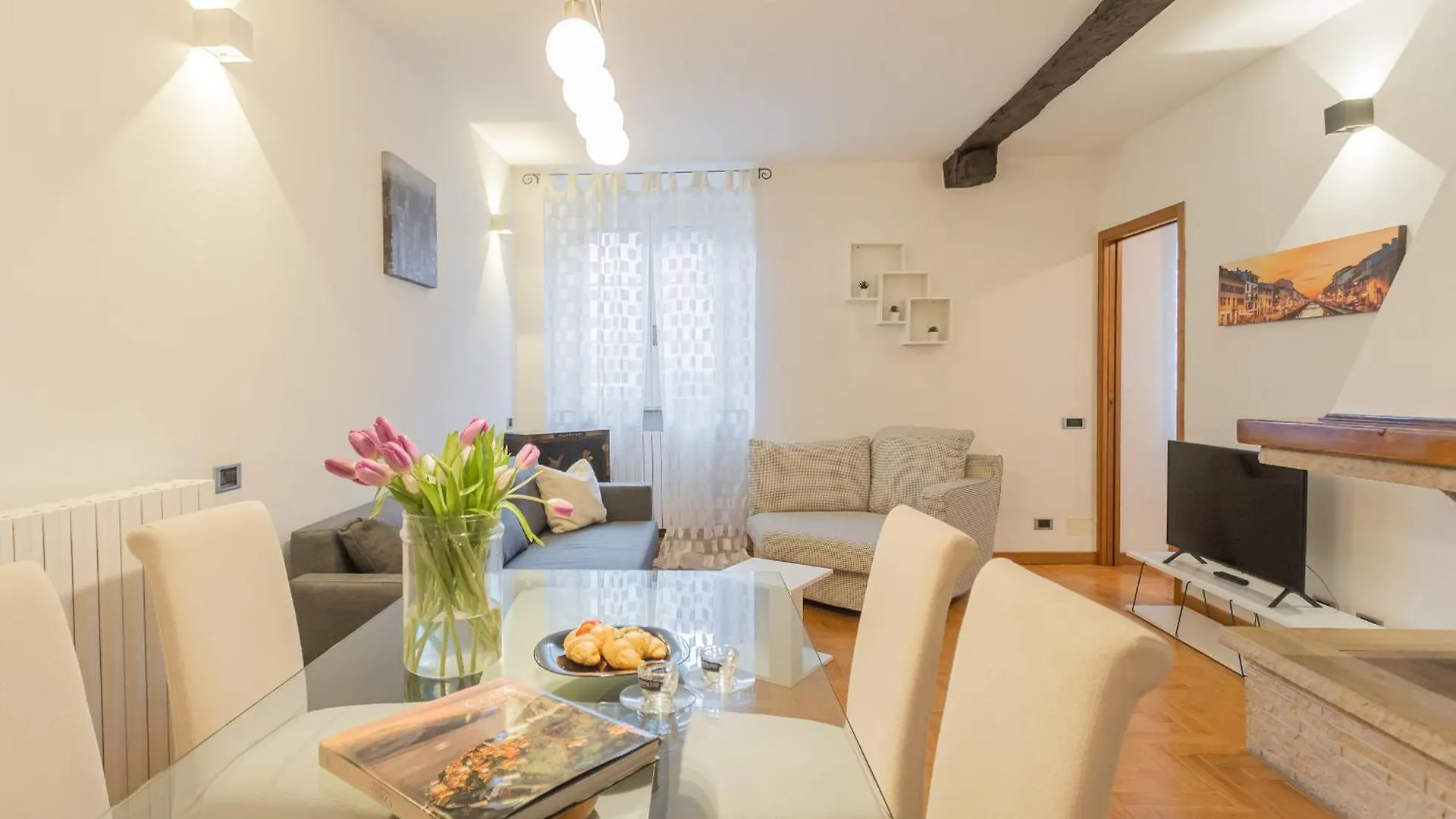 Volta Apartment By Rent All 科莫